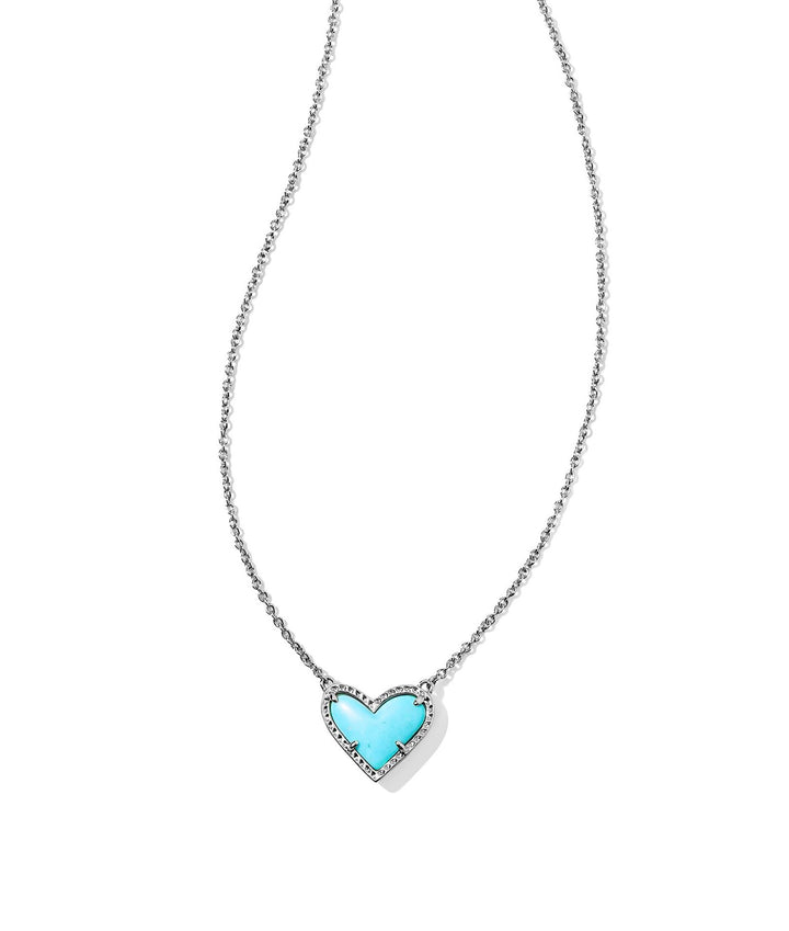 Air Heart Silver Turquoise Magnesite Short Pendant Necklace