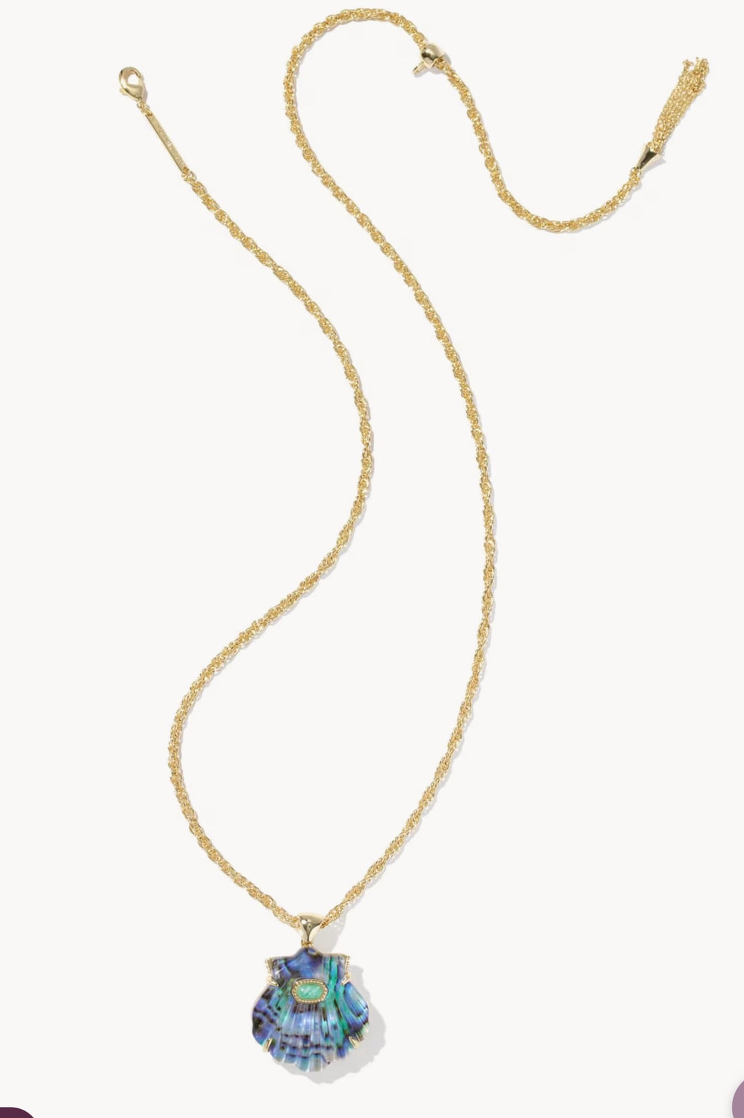 Lucia Shell Short Pendant Necklace