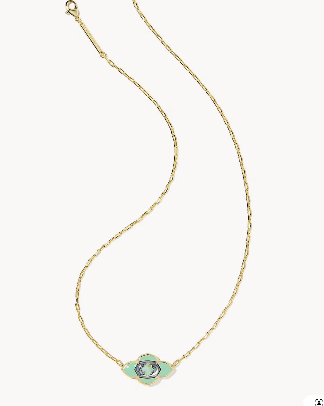 Abbie Medallion Gold Short Pendant Necklace